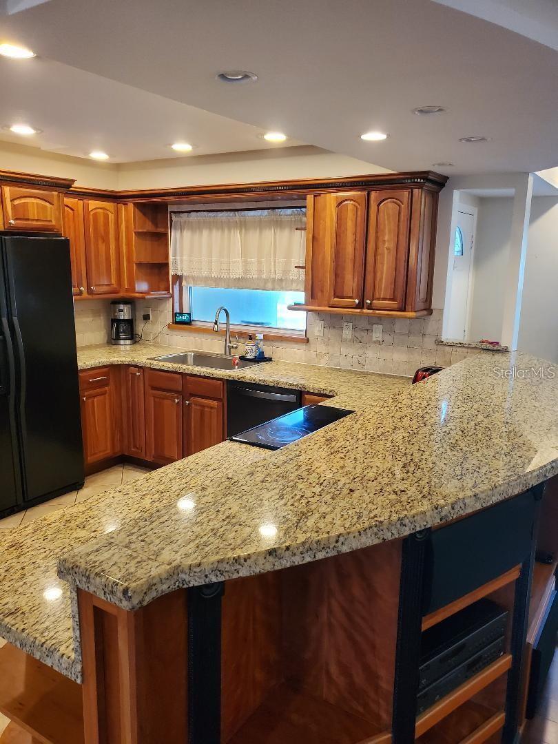 1637 WHITEWOOD DR — photo 8