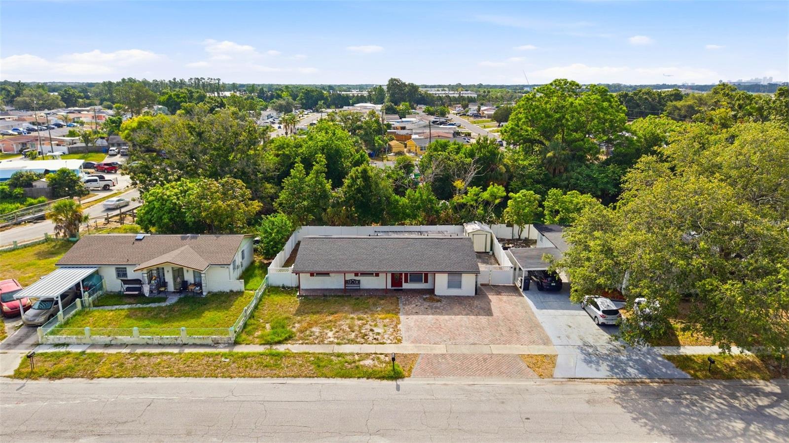 5923 YORKSHIRE RD — photo 36