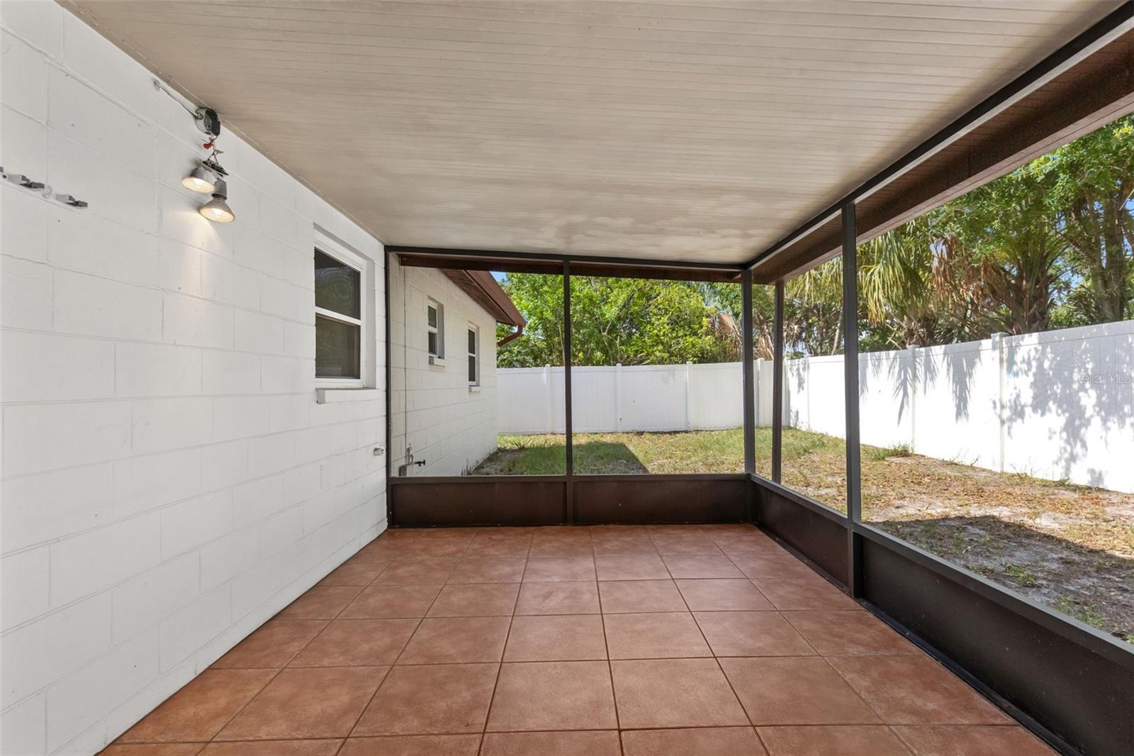 5923 YORKSHIRE RD — photo 19
