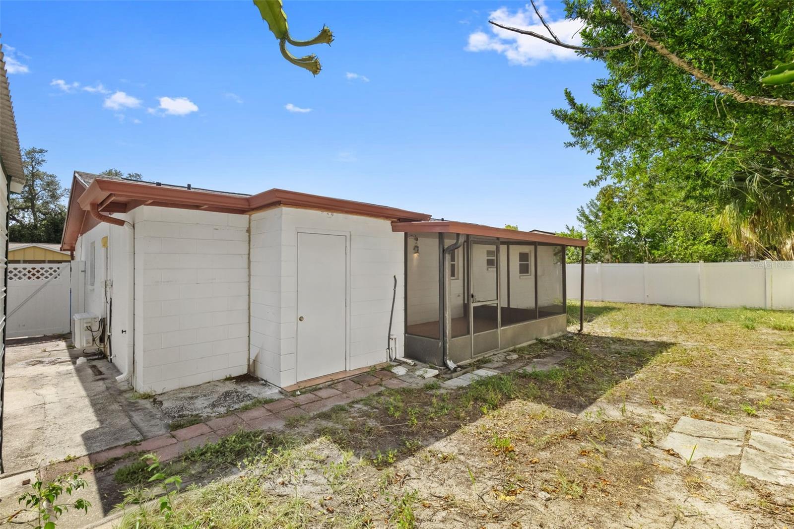 5923 YORKSHIRE RD — photo 25