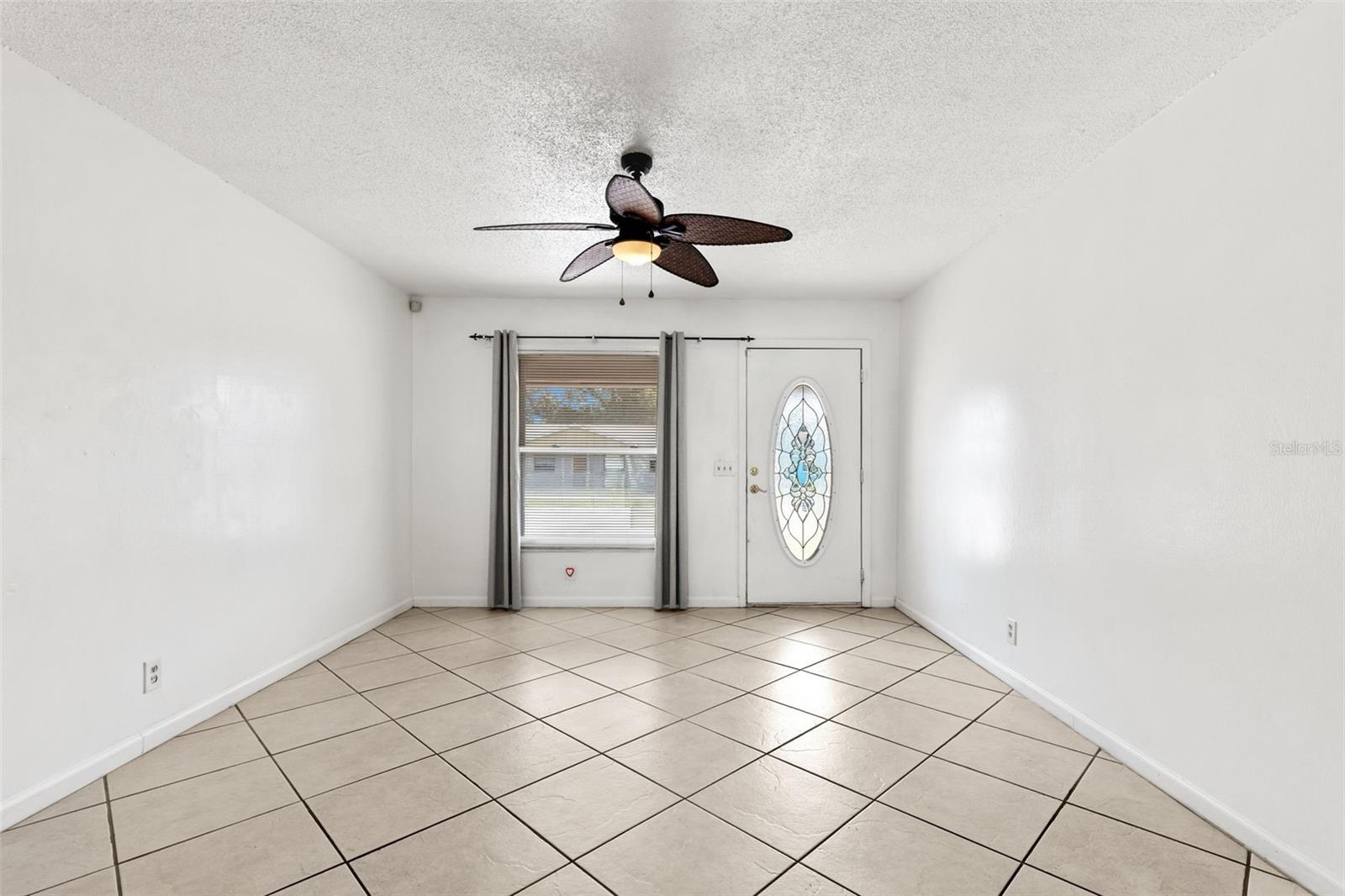 5923 YORKSHIRE RD — photo 4