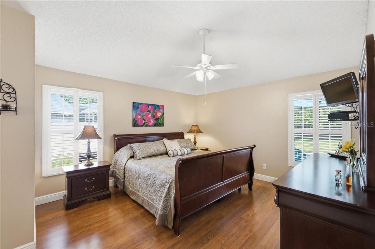 392 TAVERNIER CIR — photo 29