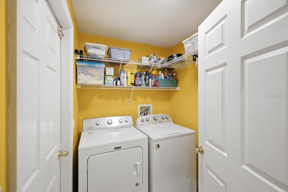 392 TAVERNIER CIR — photo 43