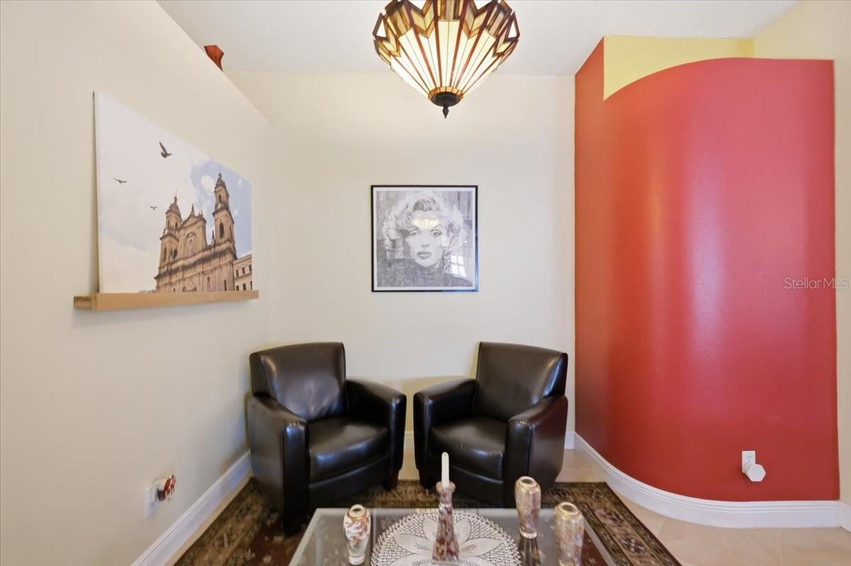 392 TAVERNIER CIR — photo 9