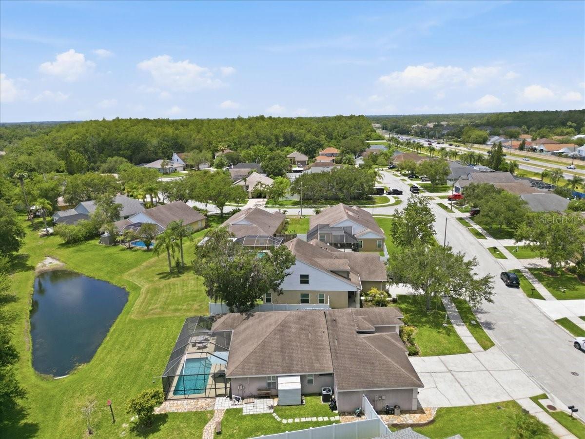 392 TAVERNIER CIR — photo 52
