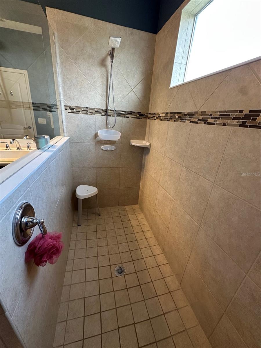 4811 SILVERMOSS DR — photo 48