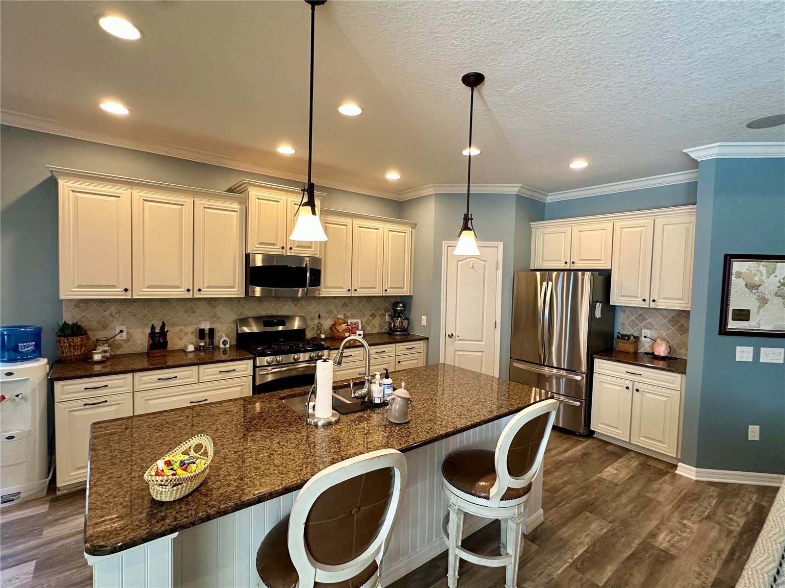 4811 SILVERMOSS DR — photo 34