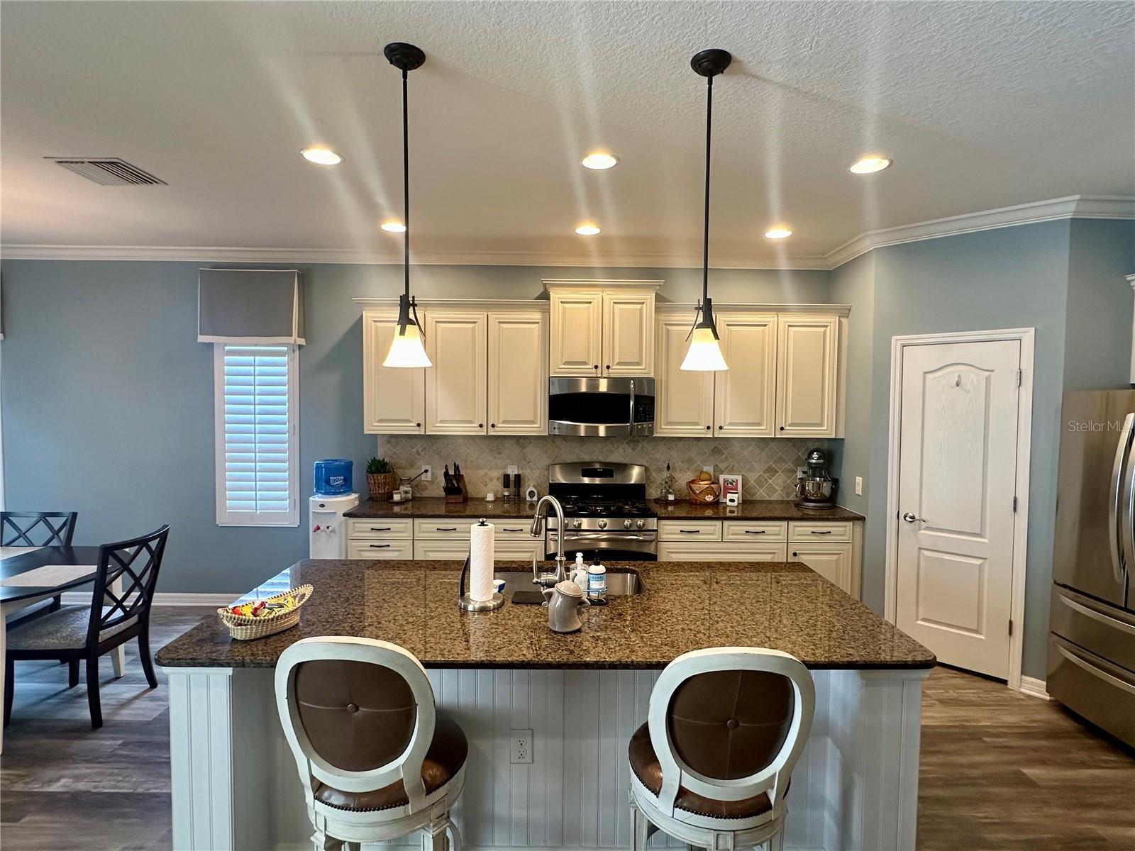 4811 SILVERMOSS DR — photo 33