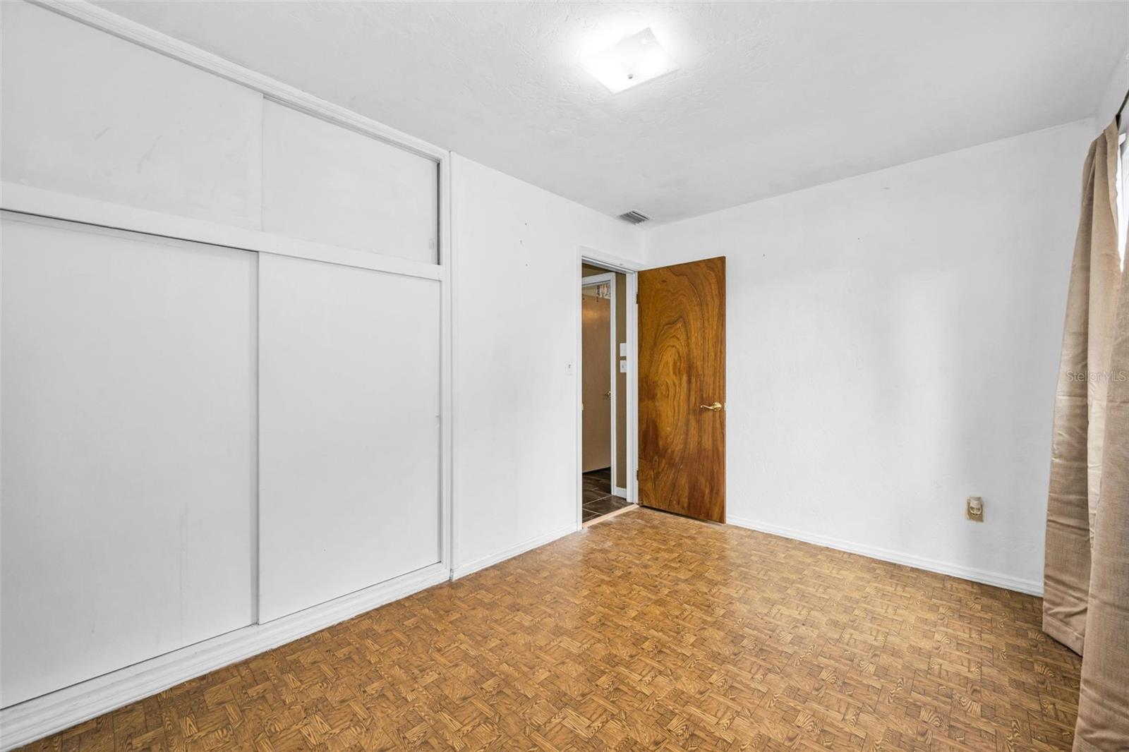 6701 ORCHARD DR N — photo 22