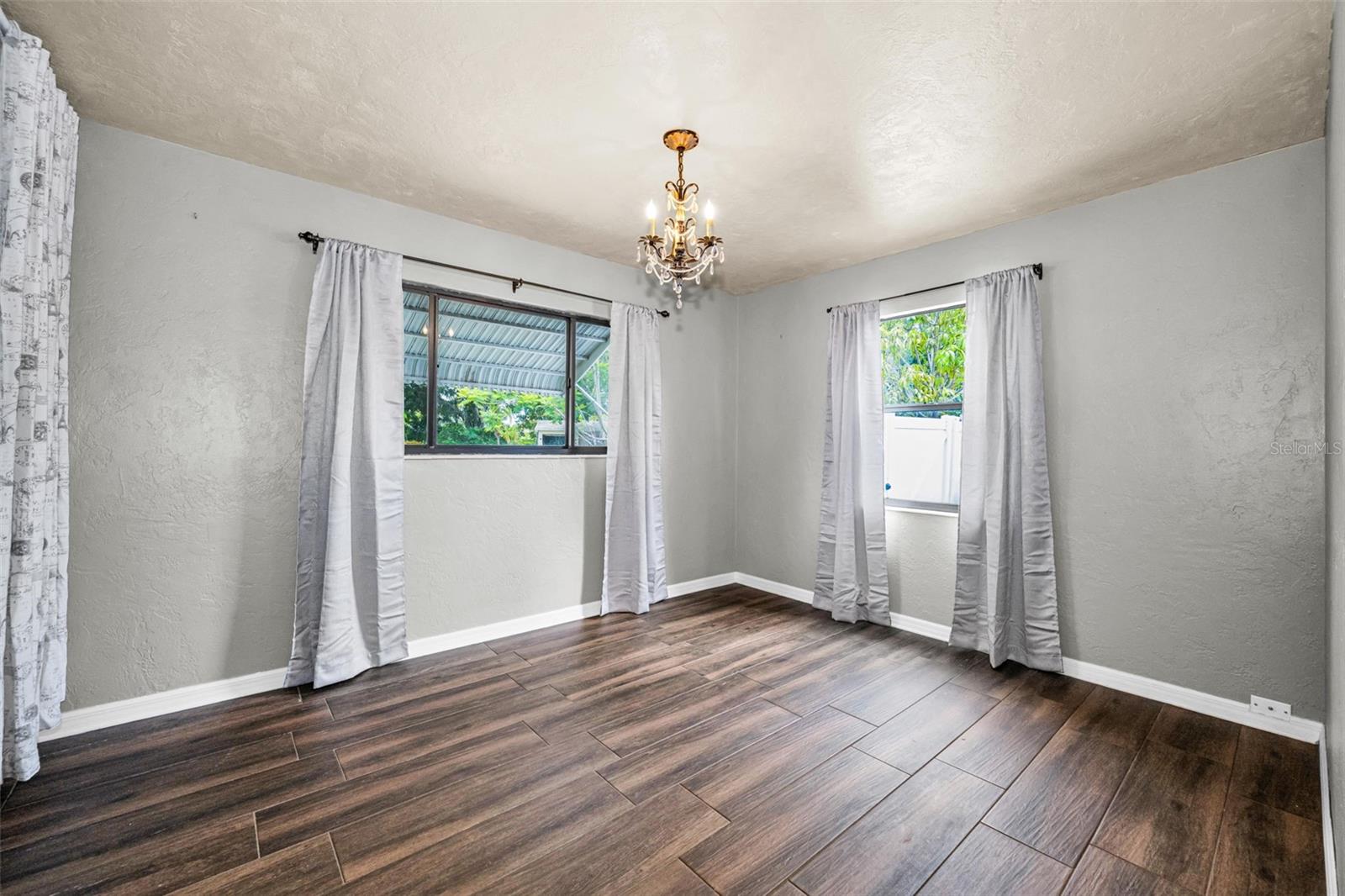 6701 ORCHARD DR N — photo 18