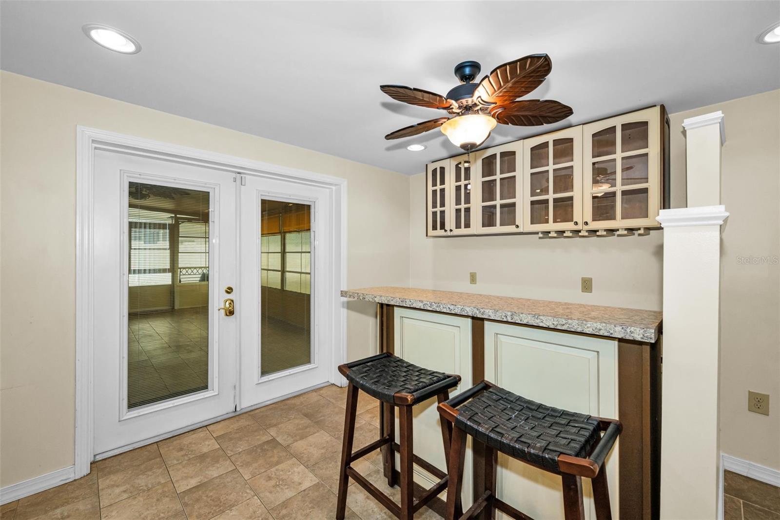 6701 ORCHARD DR N — photo 24