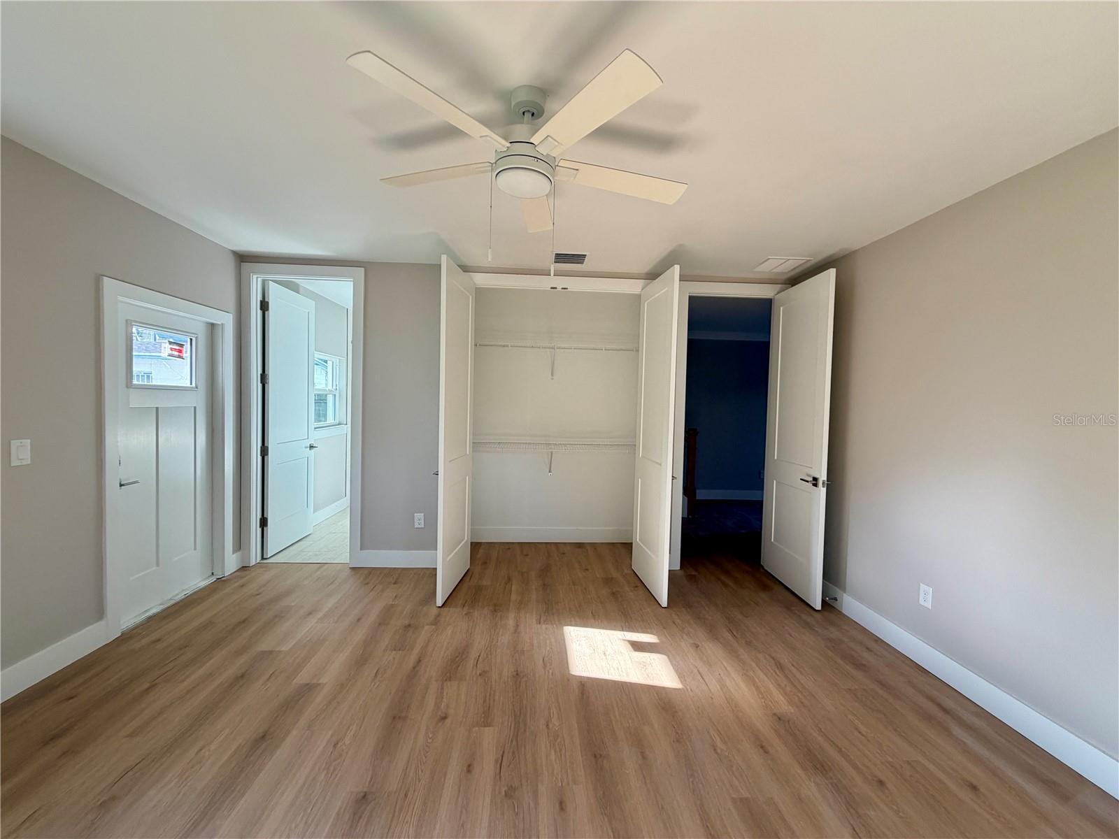 4314 W GRAY ST — photo 3