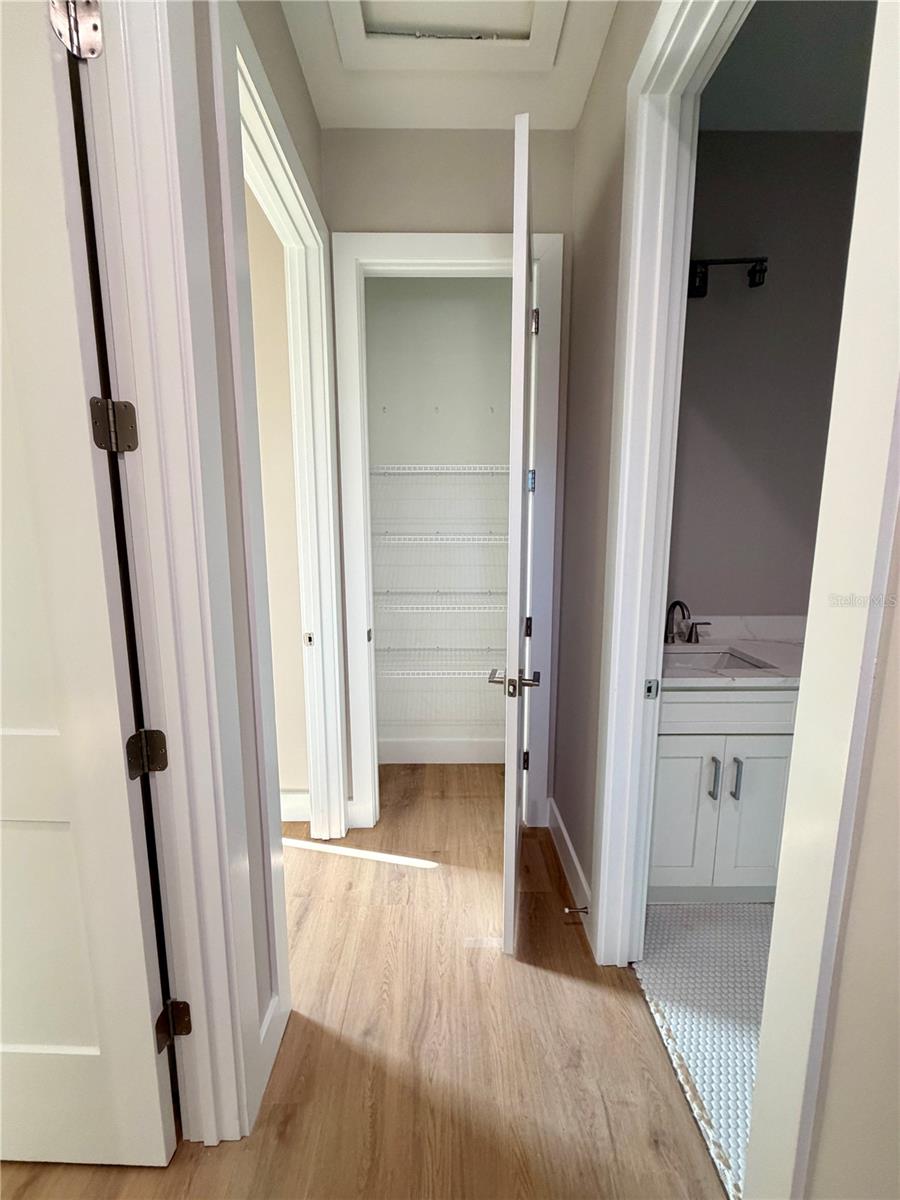 4314 W GRAY ST — photo 12