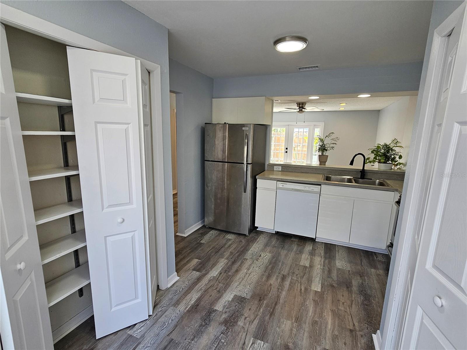 13817 STONE MILL WAY — photo 6