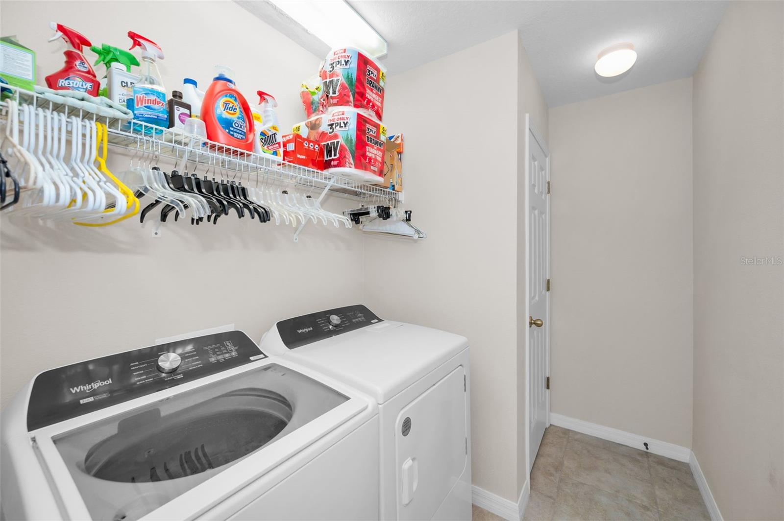 8525 SHALLOW CREEK — photo 43