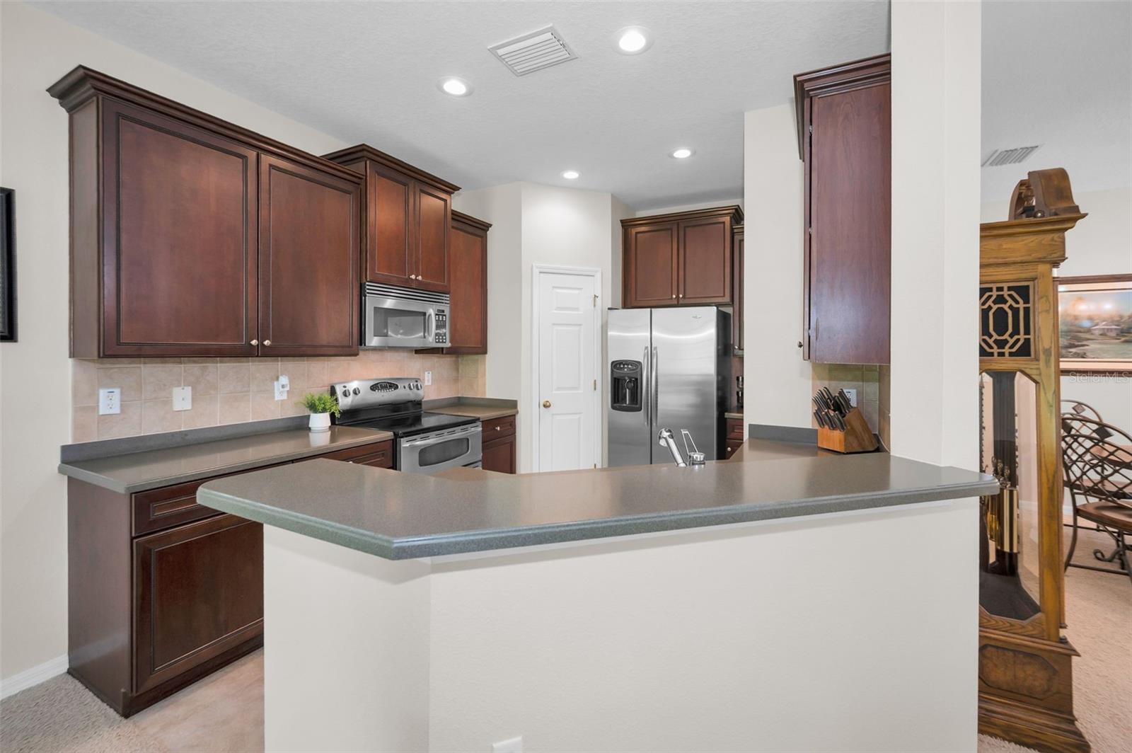 8525 SHALLOW CREEK — photo 22