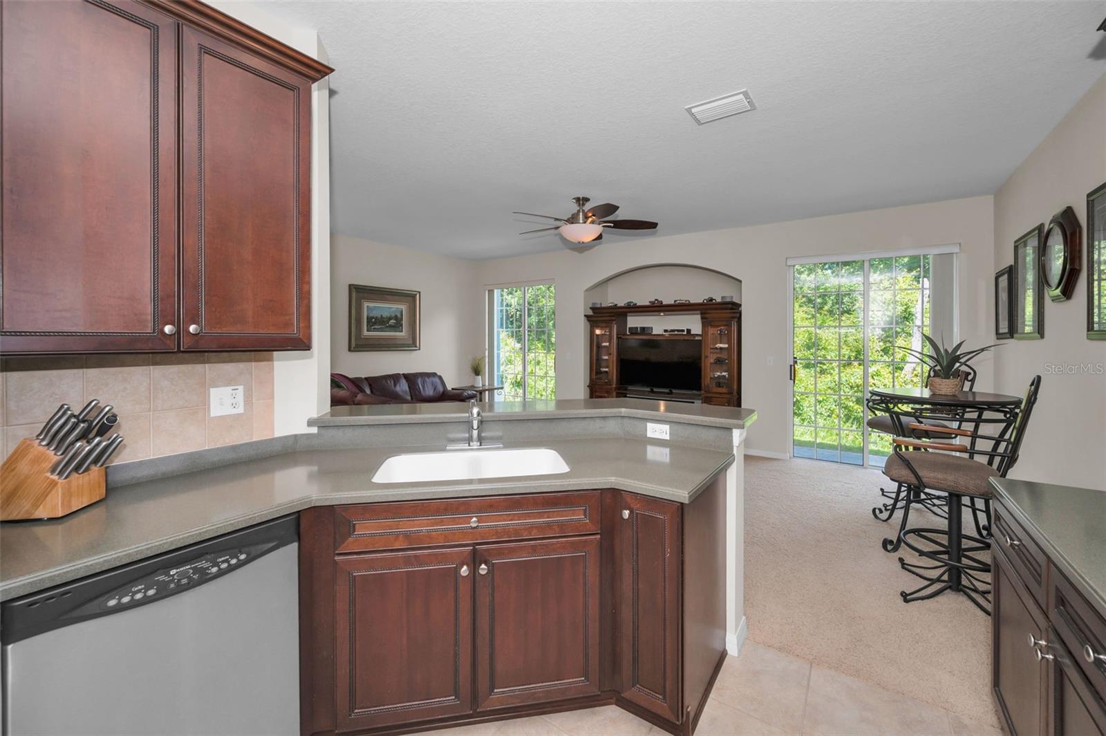 8525 SHALLOW CREEK — photo 27