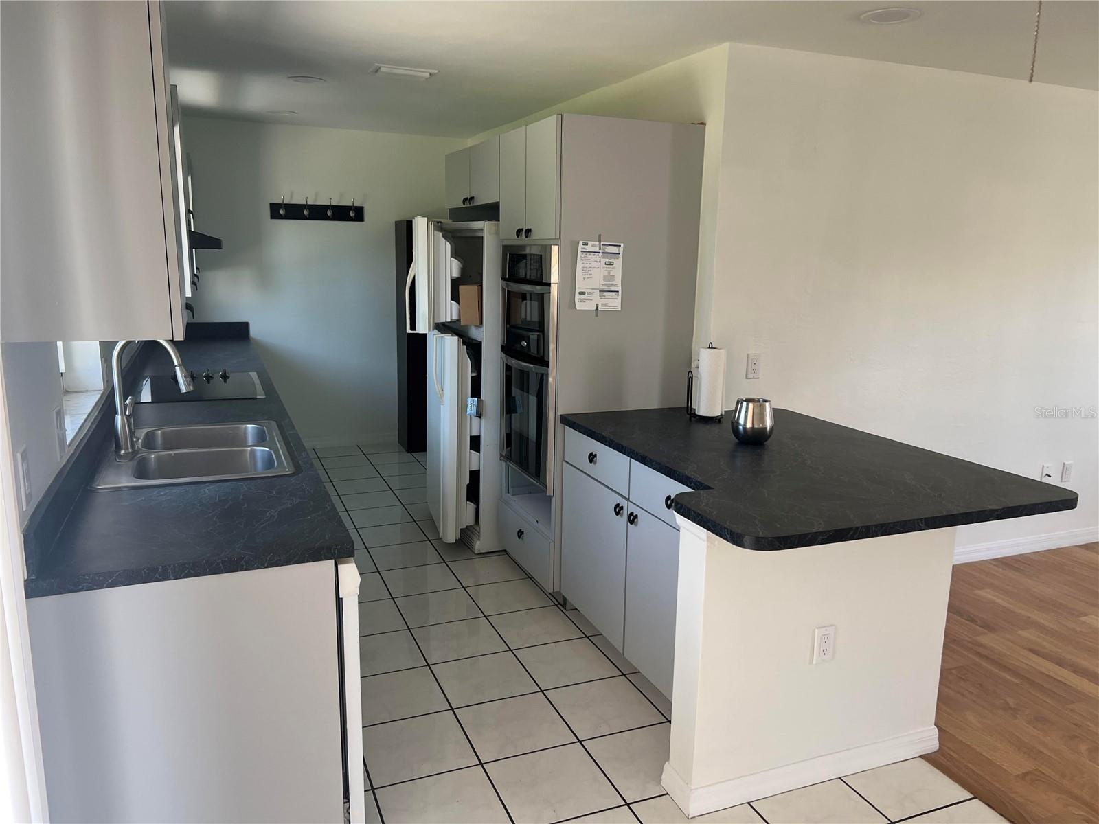 10934 FREEDOM BLVD — photo 3