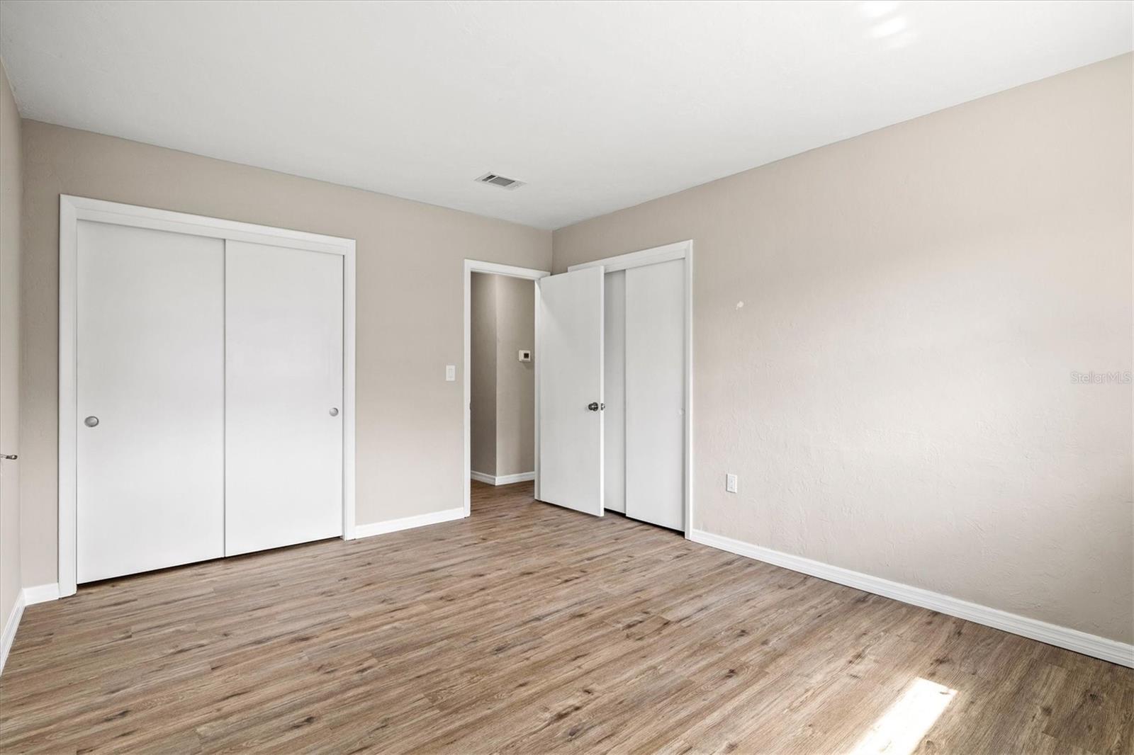 106 AURORA ST E — photo 39