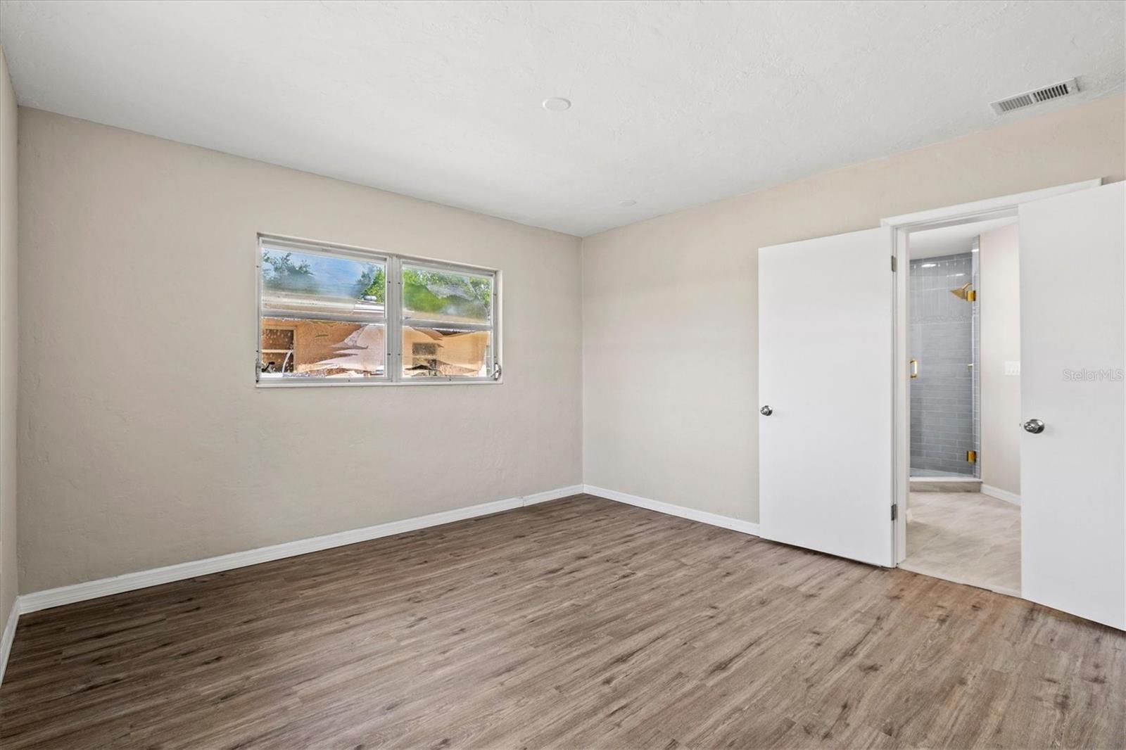 106 AURORA ST E — photo 27