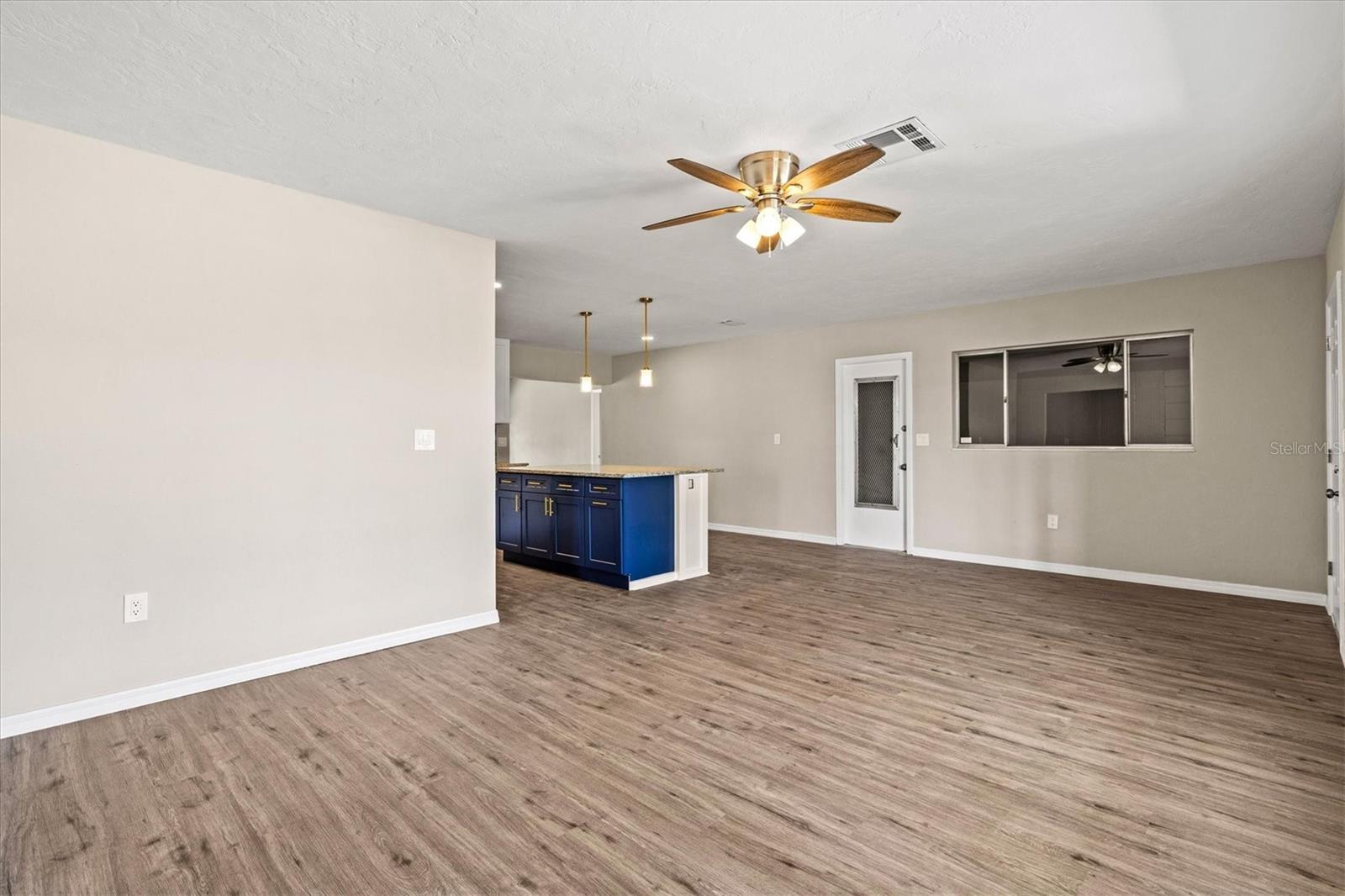 106 AURORA ST E — photo 10