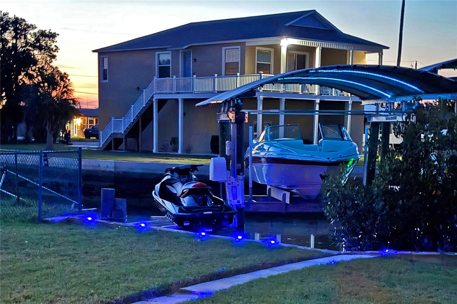 6641 BOATYARD DR — photo 41