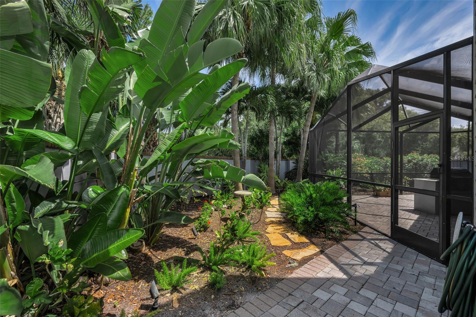 10497 LONGWOOD DR — photo 41