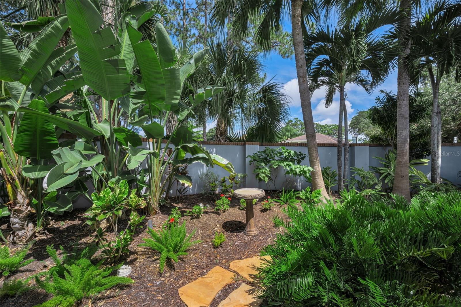 10497 LONGWOOD DR — photo 47