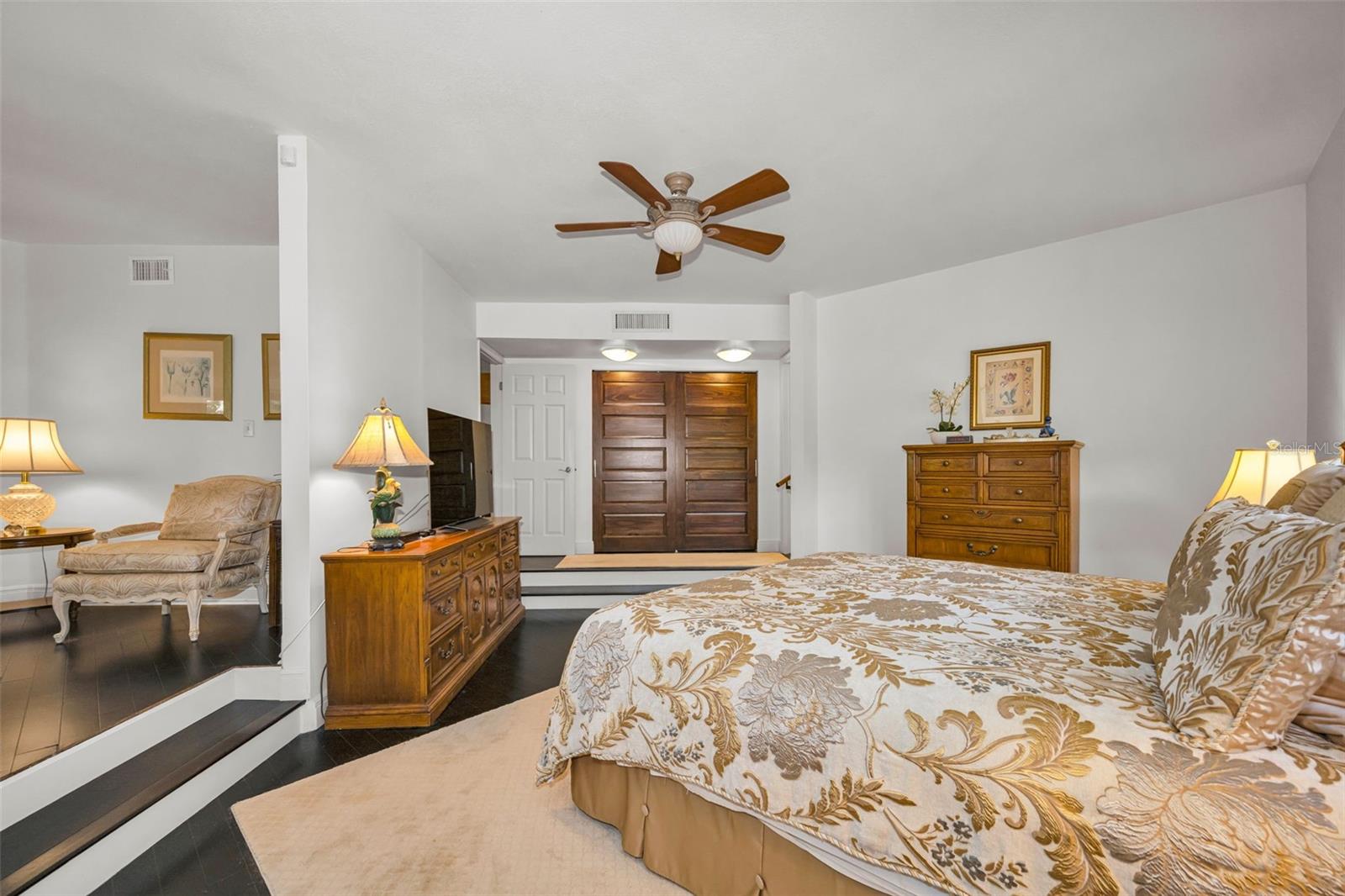 10497 LONGWOOD DR — photo 31