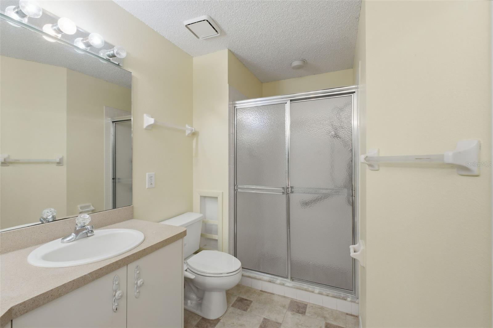 6525 PINE WALK DR — photo 22