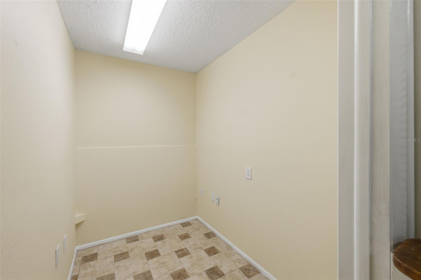 6525 PINE WALK DR — photo 27