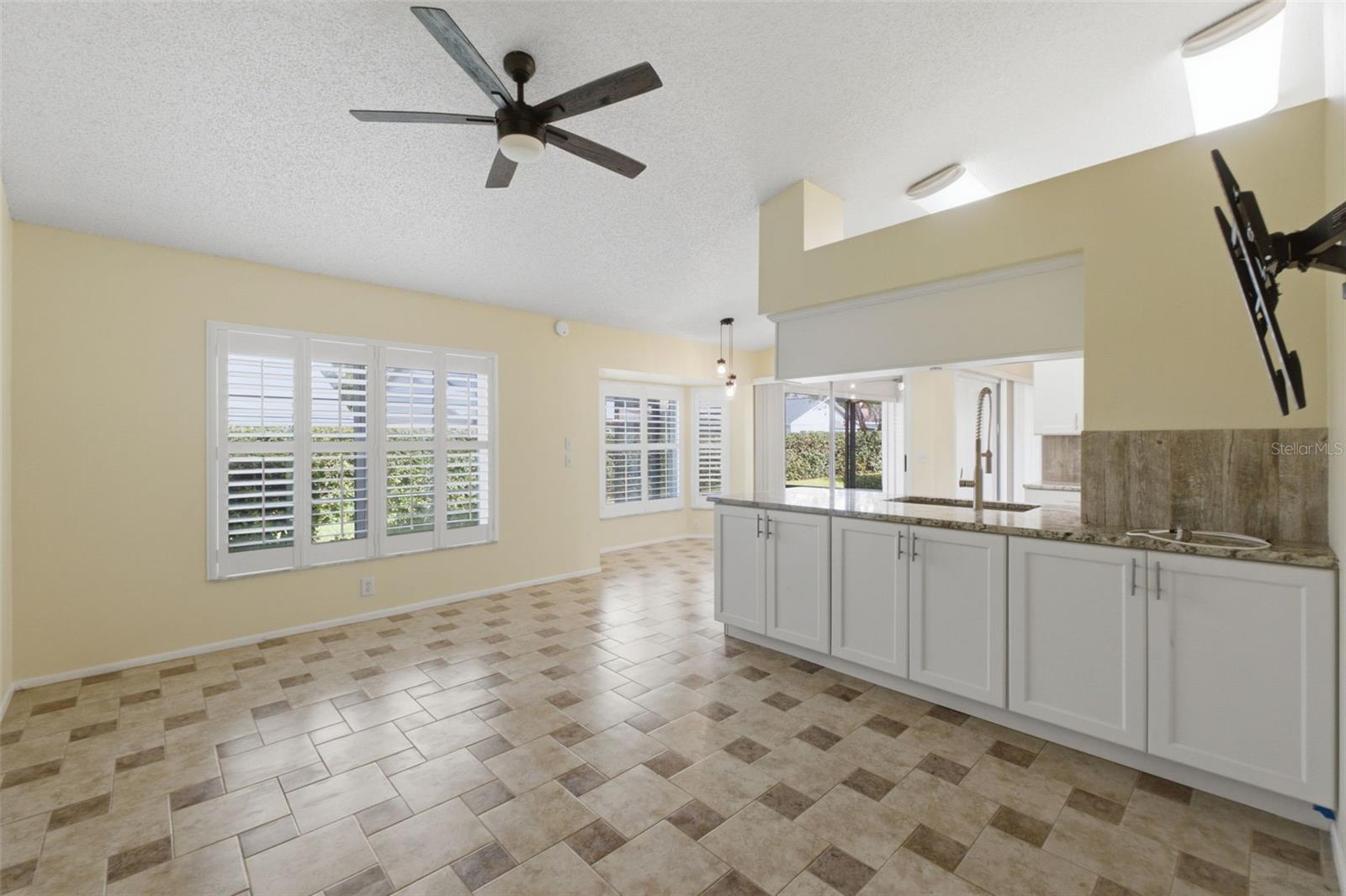 6525 PINE WALK DR — photo 12