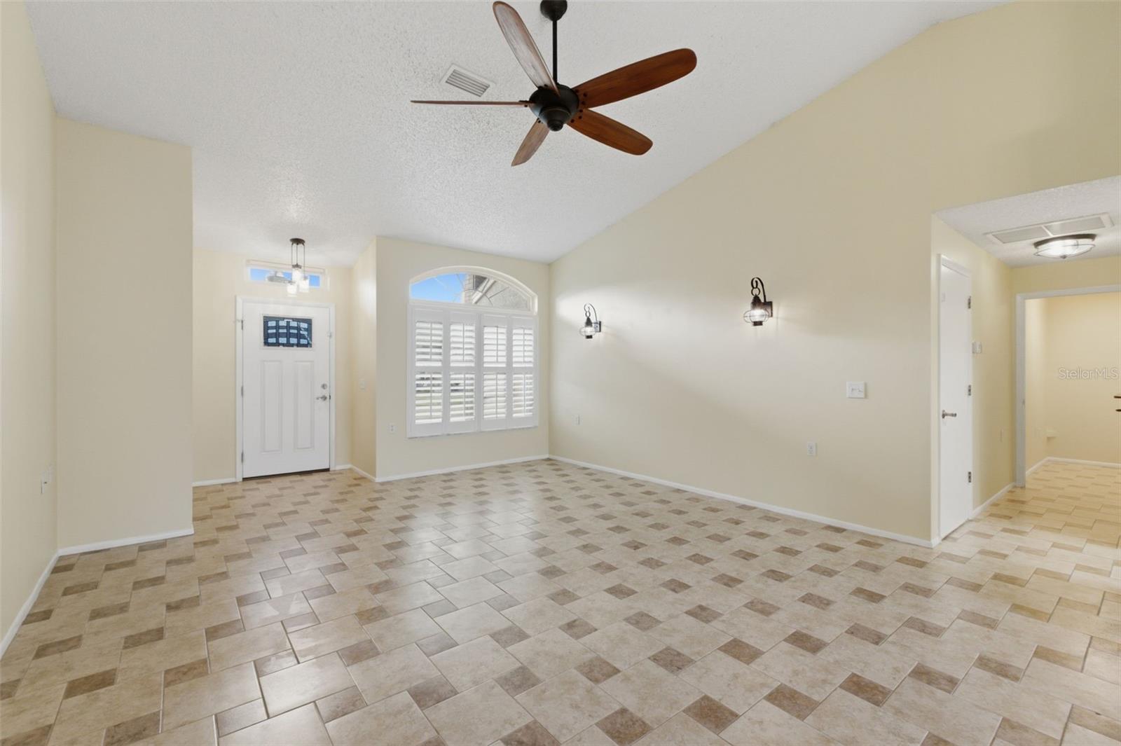 6525 PINE WALK DR — photo 4