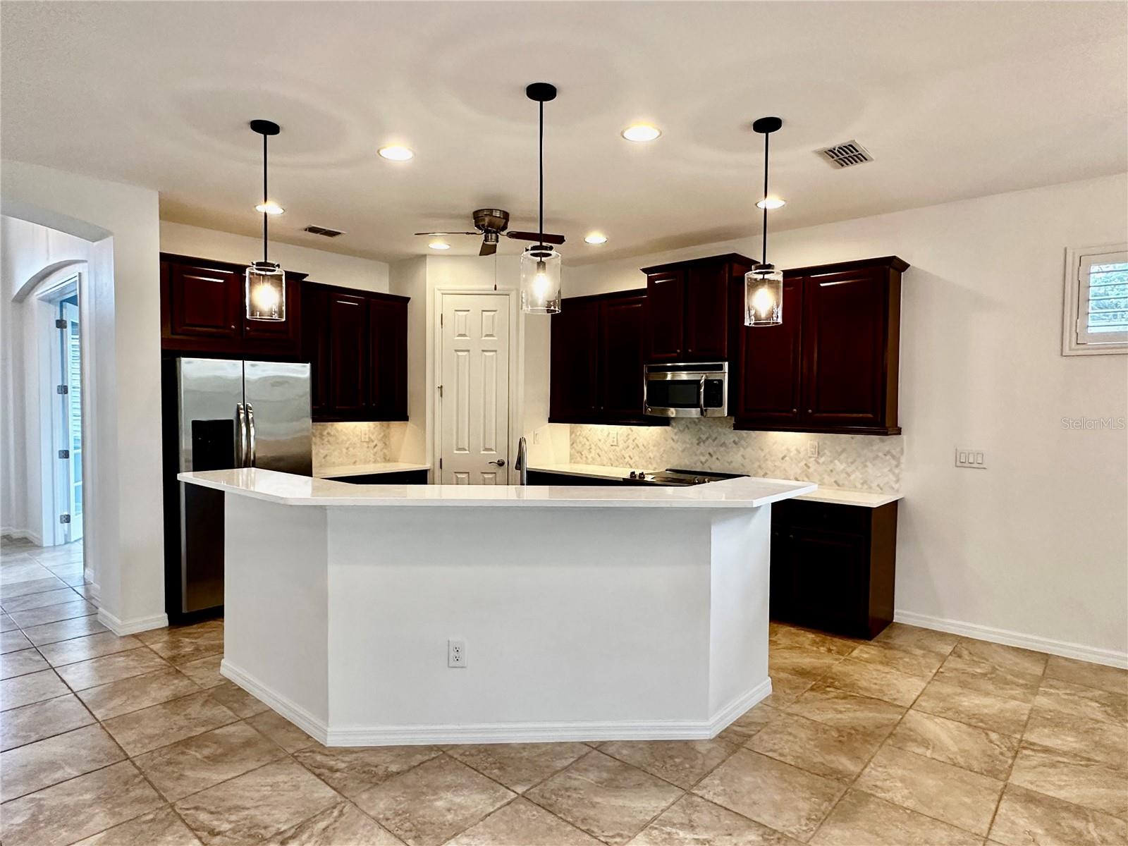 1321 CIELO CT — photo 10