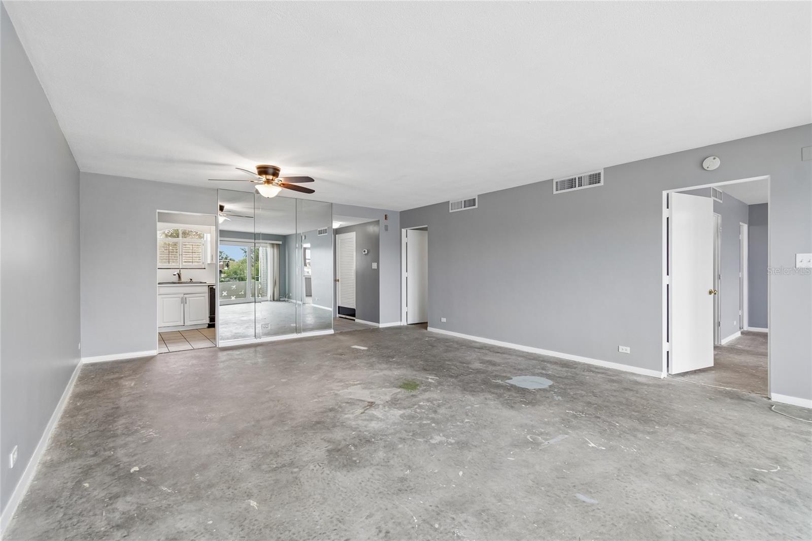 1365 N SNELL ISLE BLVD NE #2E — photo 12
