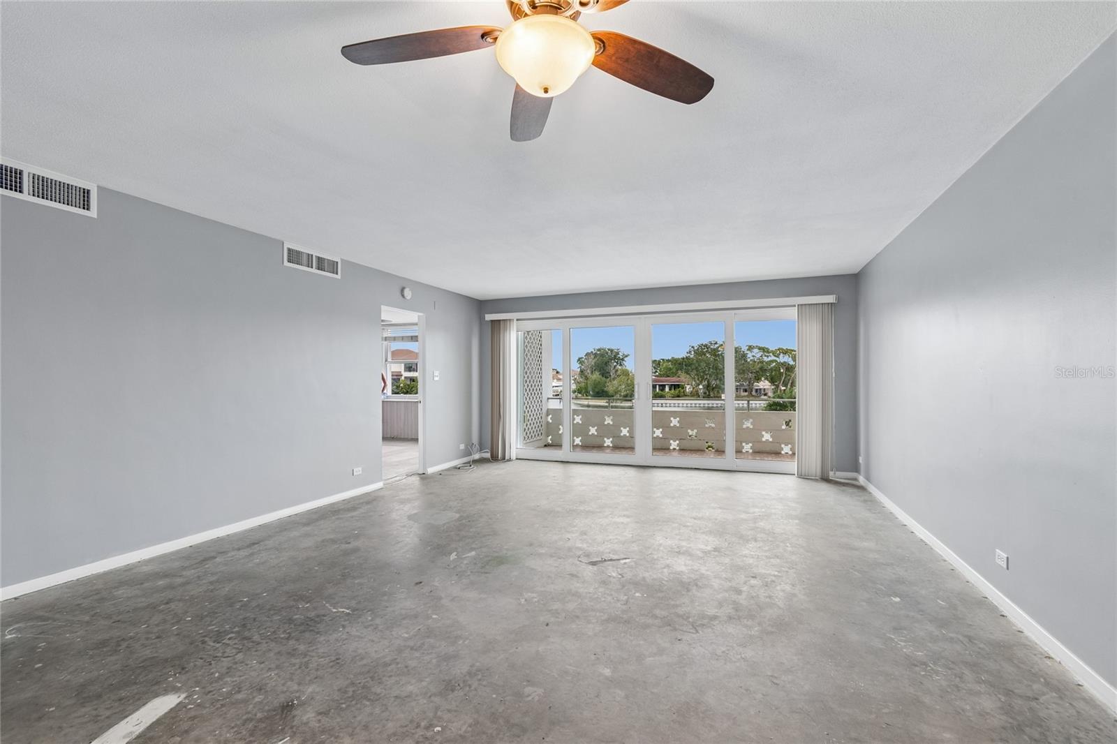 1365 N SNELL ISLE BLVD NE #2E — photo 9