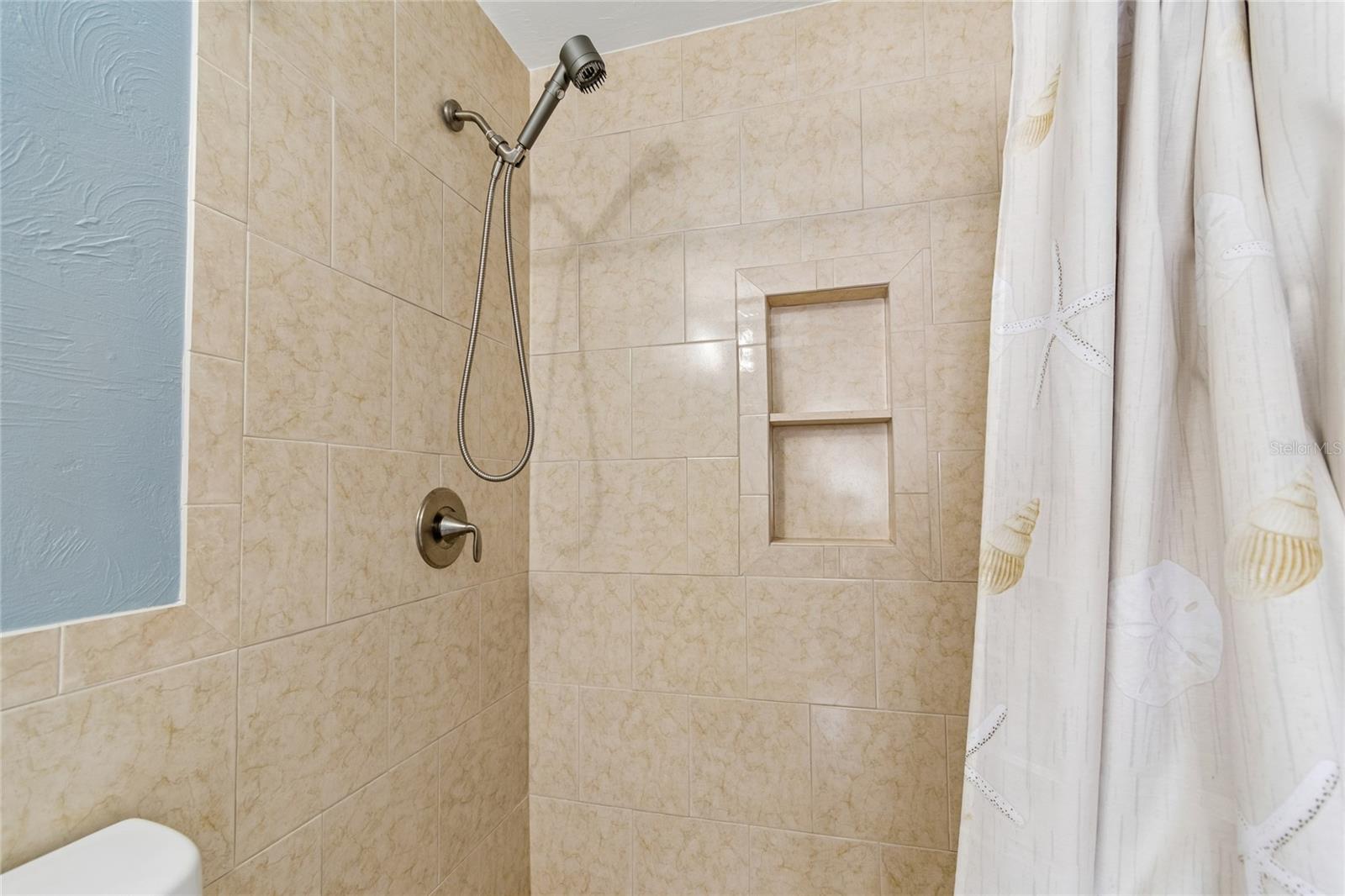 1365 N SNELL ISLE BLVD NE #2E — photo 29