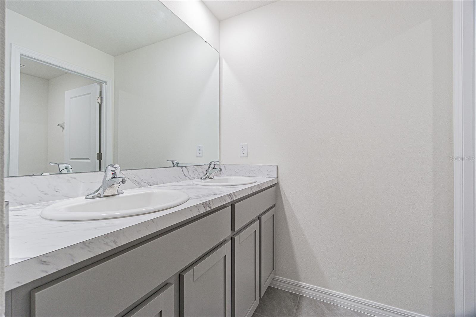 9213 MISSION BAY PL — photo 32