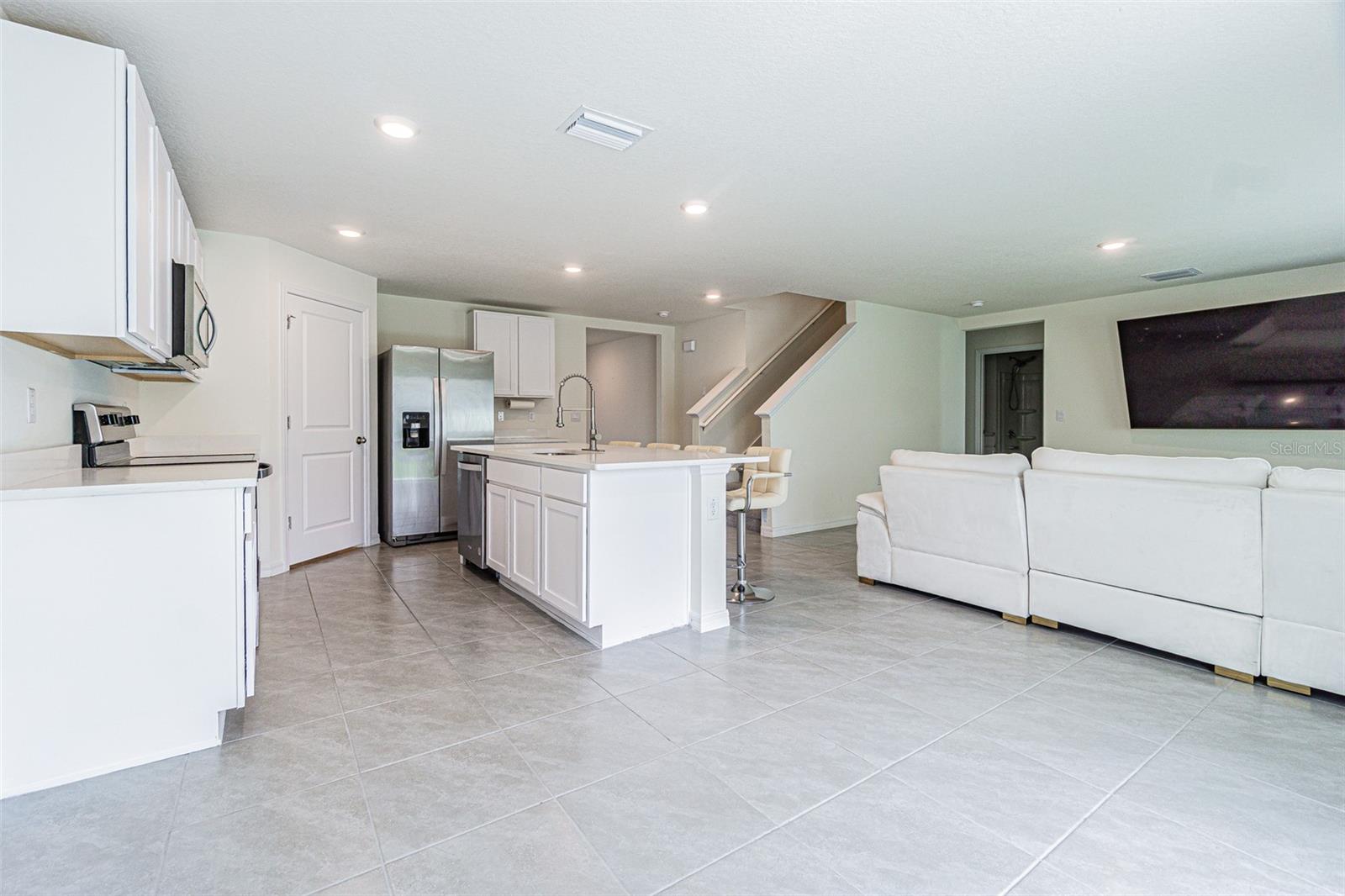 9213 MISSION BAY PL — photo 40