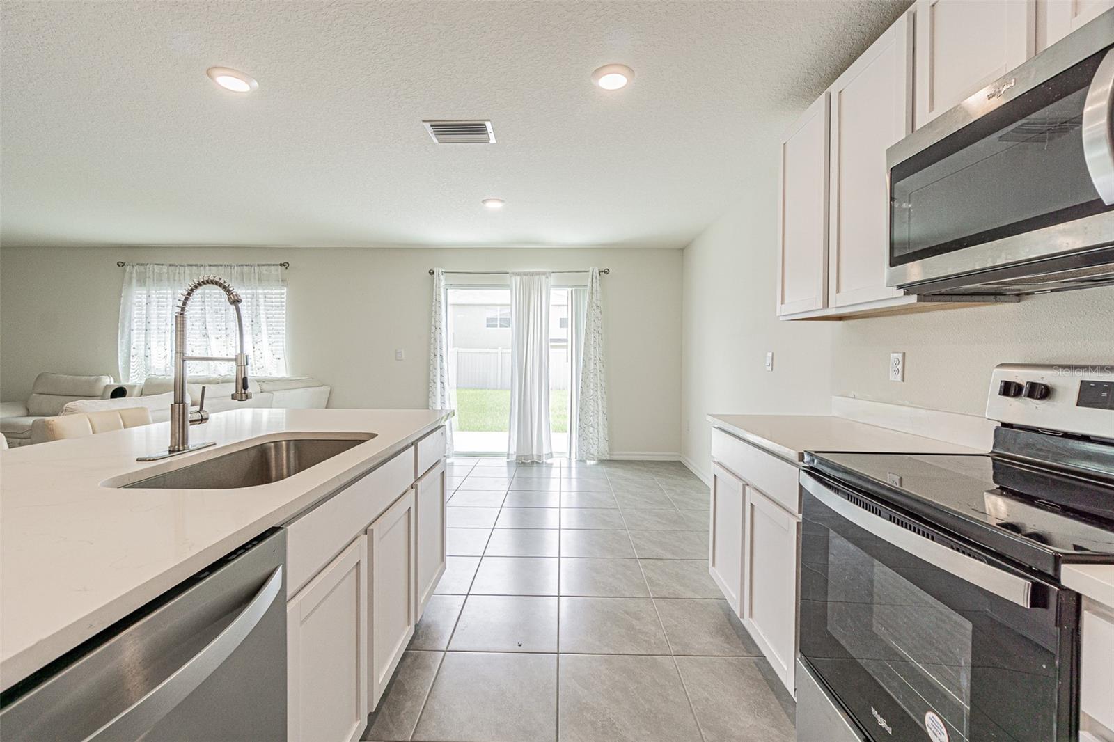 9213 MISSION BAY PL — photo 37