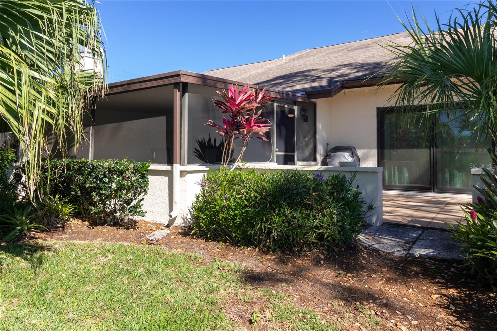 4660 LA JOLLA DR — photo 33