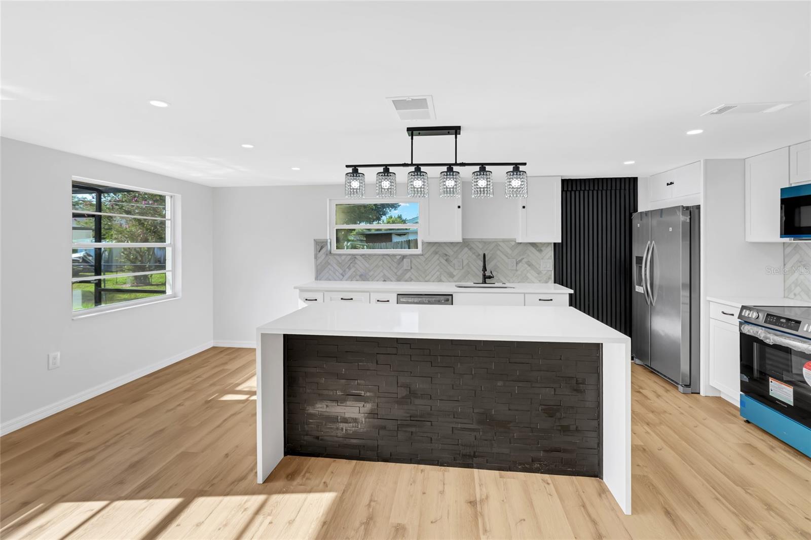 4603 ATLANTIC AVE — photo 18