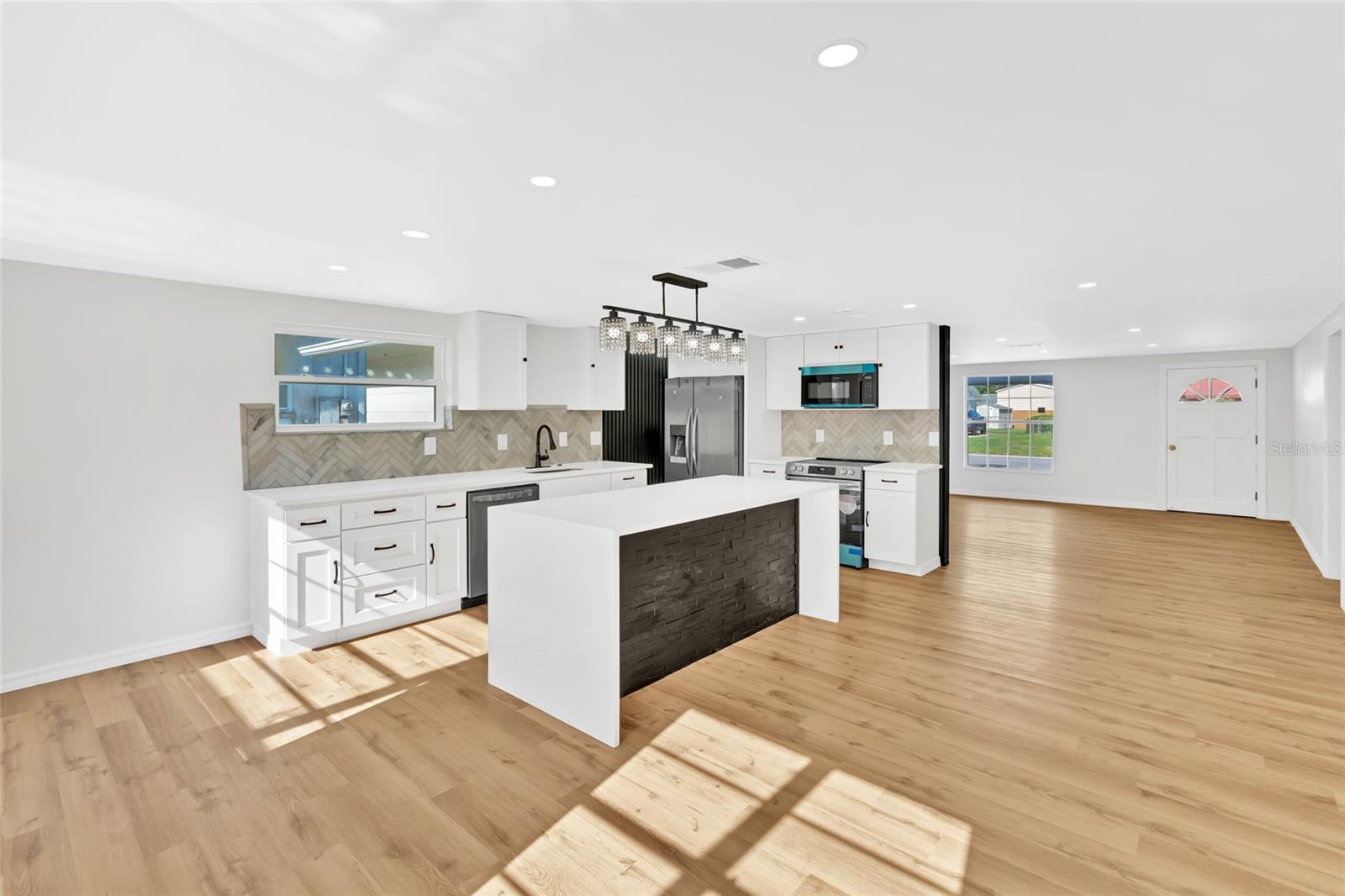 4603 ATLANTIC AVE — photo 19