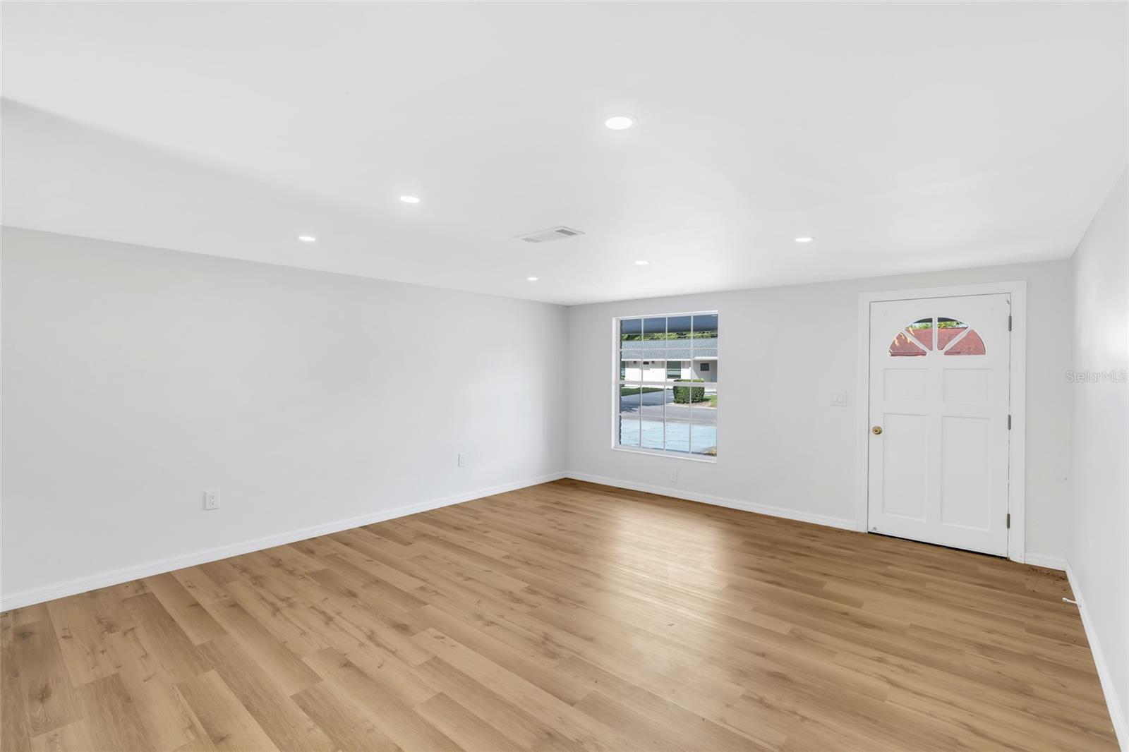 4603 ATLANTIC AVE — photo 12