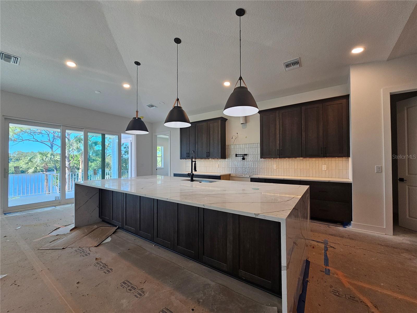 760 SEAVIEW DR — photo 6