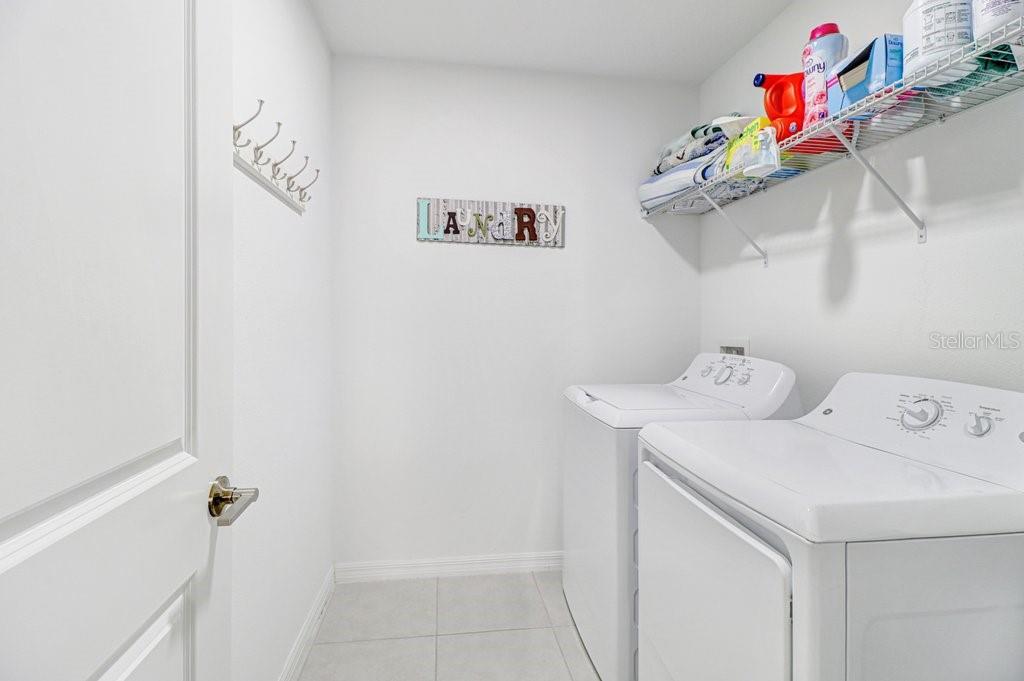 11099 RADIANT SHORE LOOP — photo 41