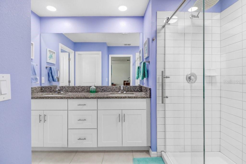 11099 RADIANT SHORE LOOP — photo 31