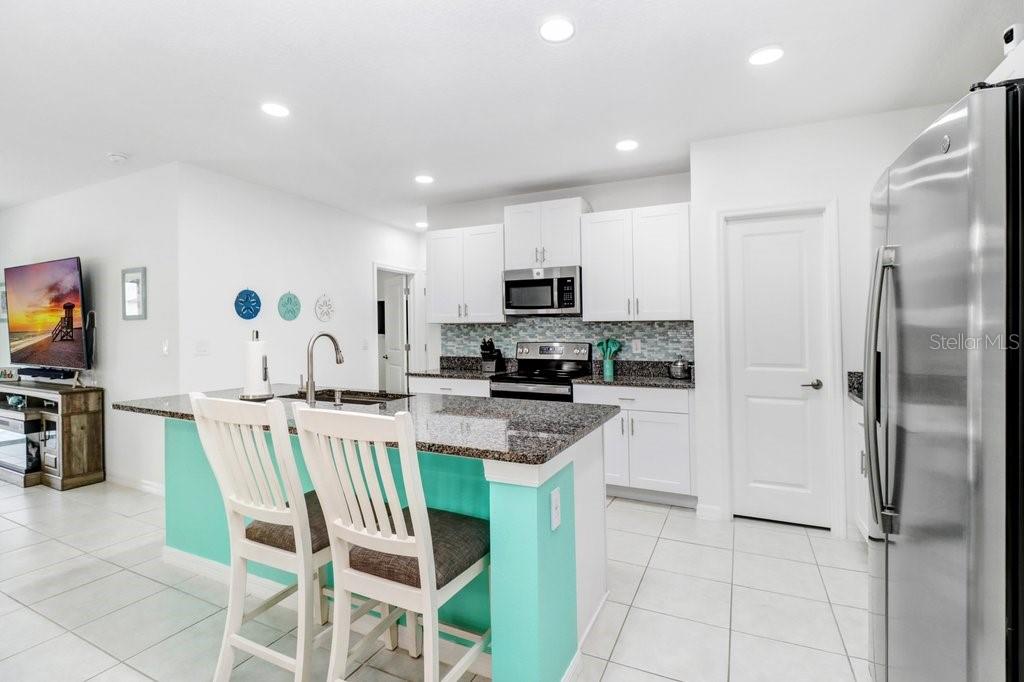 11099 RADIANT SHORE LOOP — photo 12