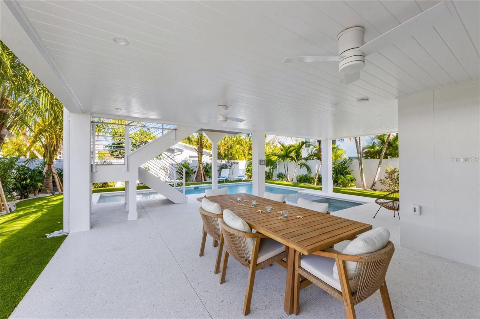 764 JACARANDA RD — photo 37