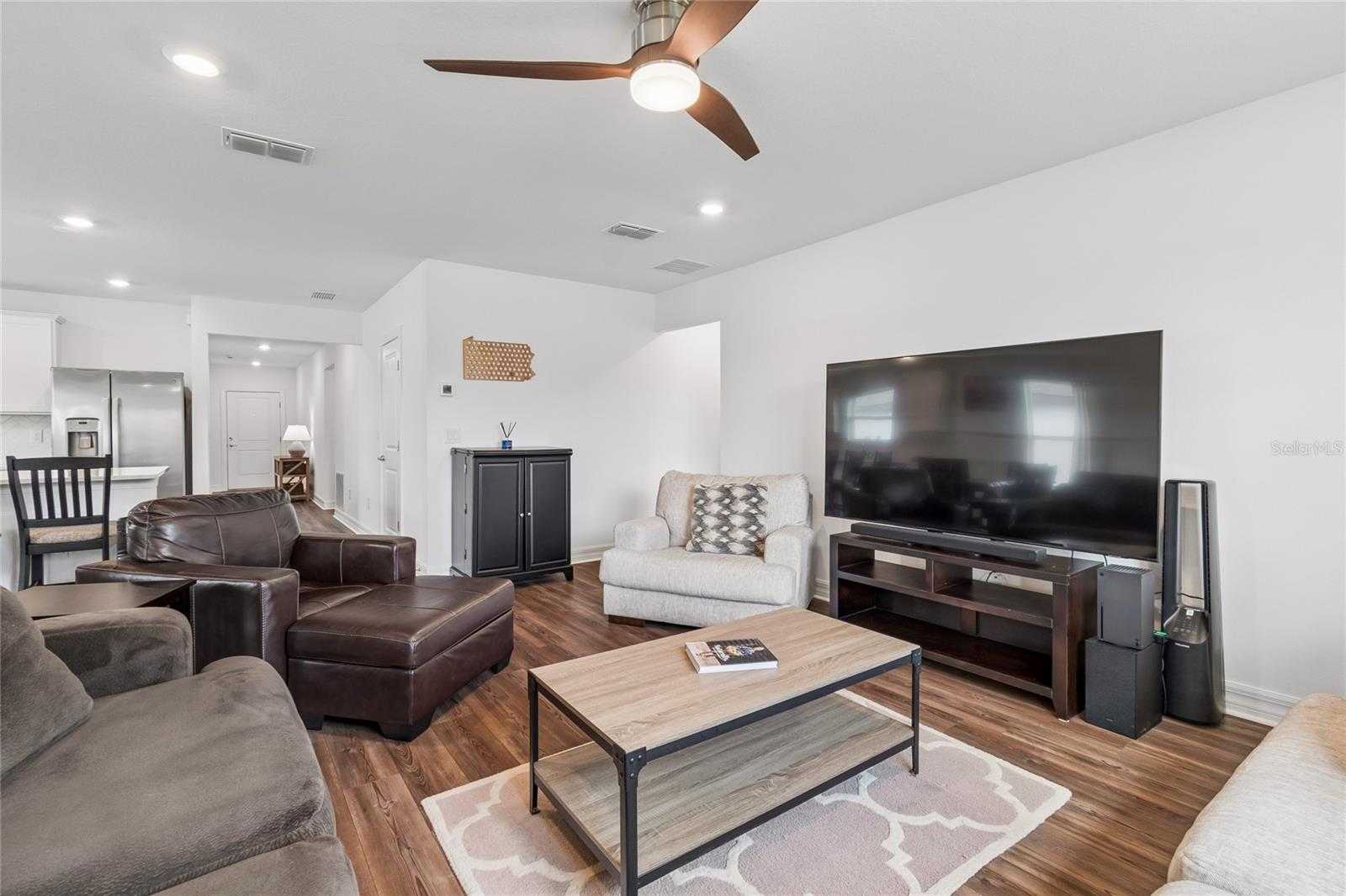 3883 CAPRI COAST DR — photo 7